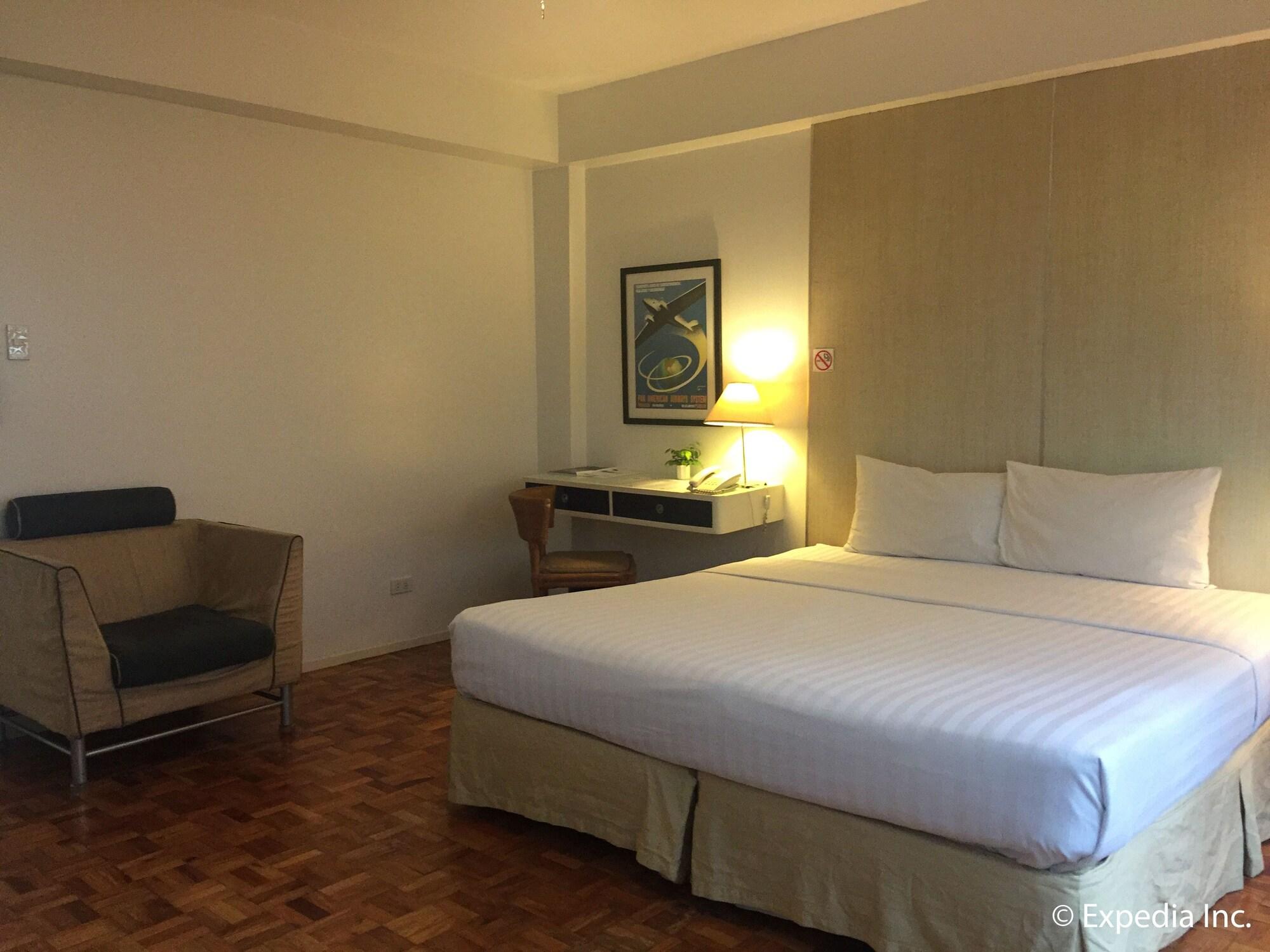 The Clipper House, Poblacion Makati Манила Екстериор снимка