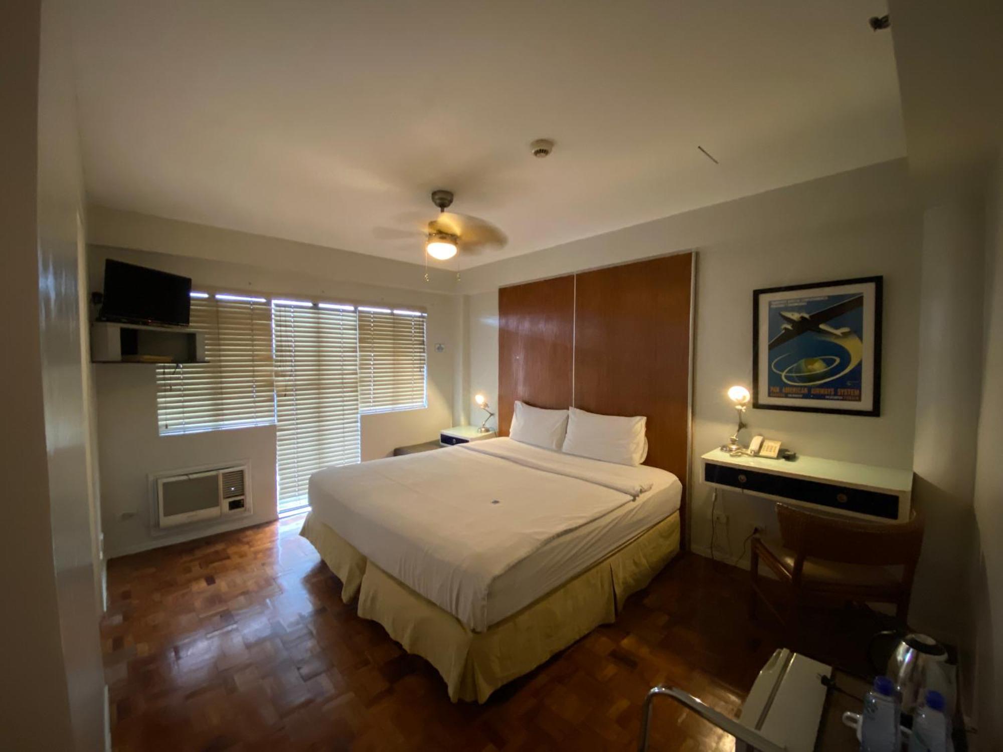 The Clipper House, Poblacion Makati Манила Екстериор снимка