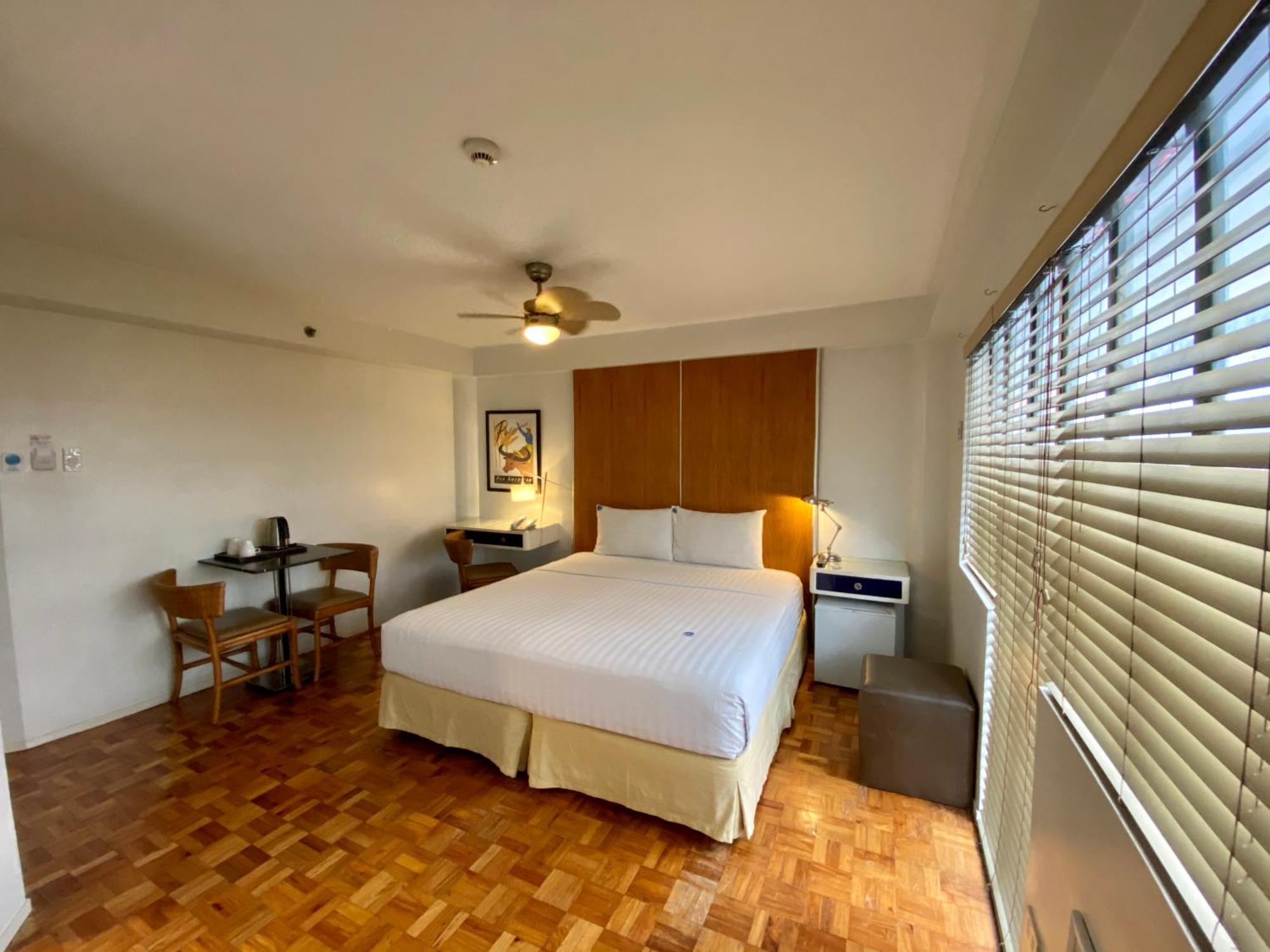 The Clipper House, Poblacion Makati Манила Стая снимка