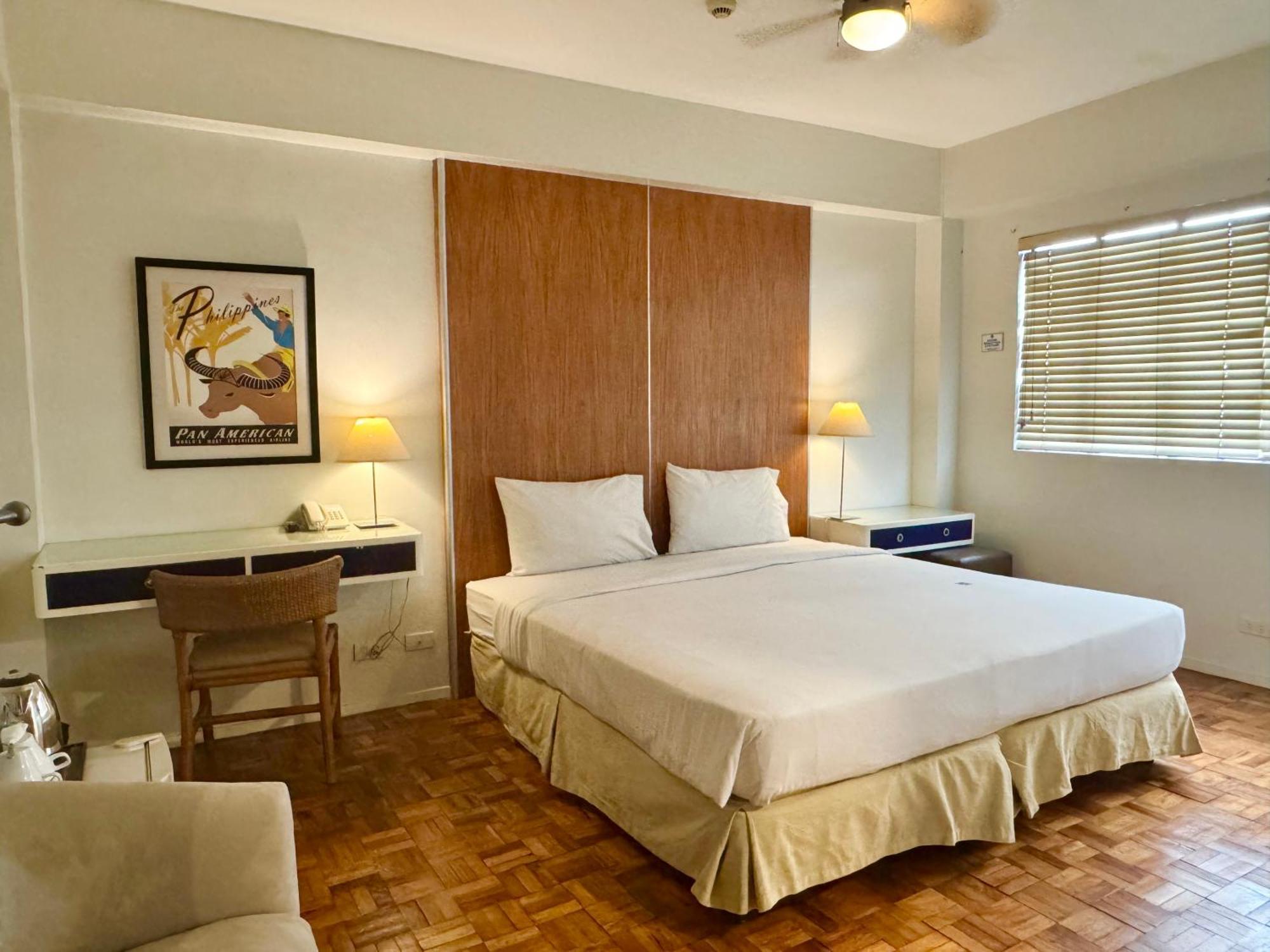 The Clipper House, Poblacion Makati Манила Стая снимка