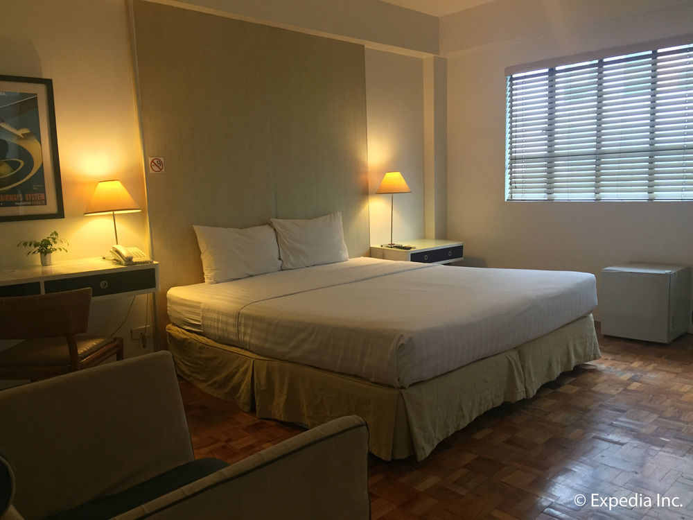 The Clipper House, Poblacion Makati Манила Екстериор снимка