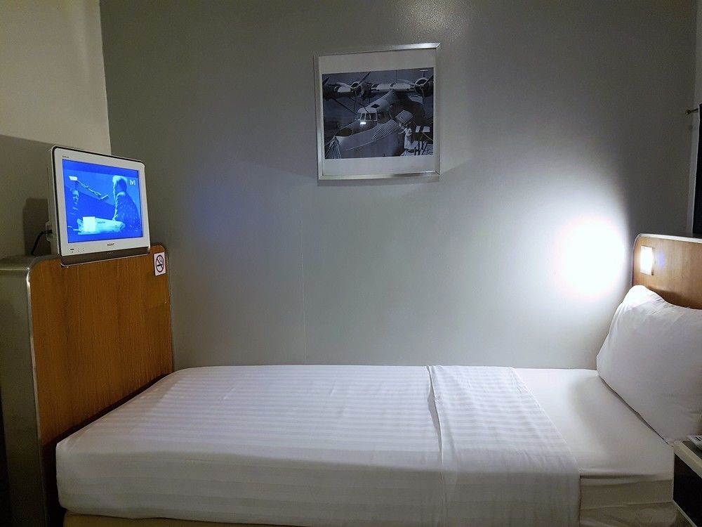 The Clipper House, Poblacion Makati Манила Екстериор снимка