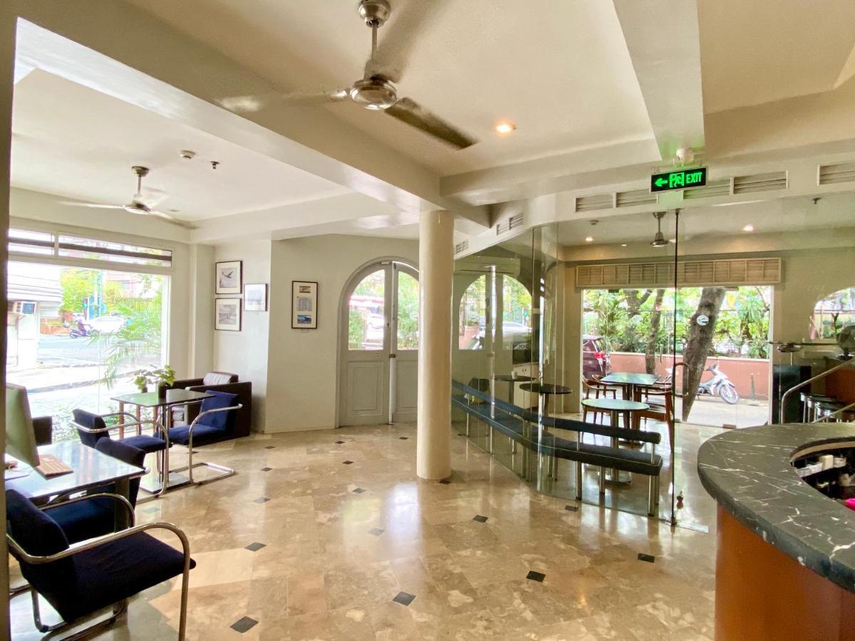 The Clipper House, Poblacion Makati Манила Екстериор снимка